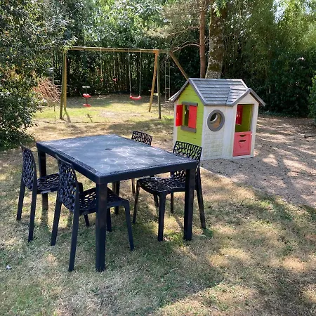 펜션 Les Bosquets Saint-Ouen-Des-Toits